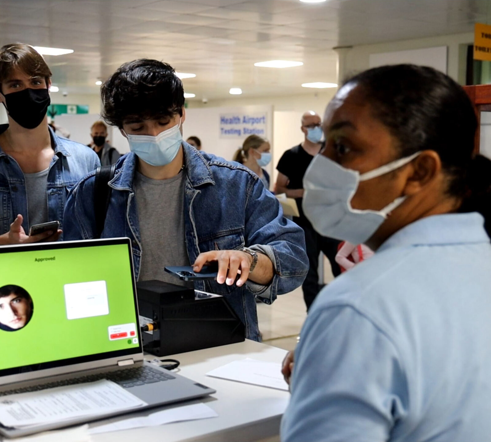 Seychelles International Airport announces first step to scrap paper arrival forms